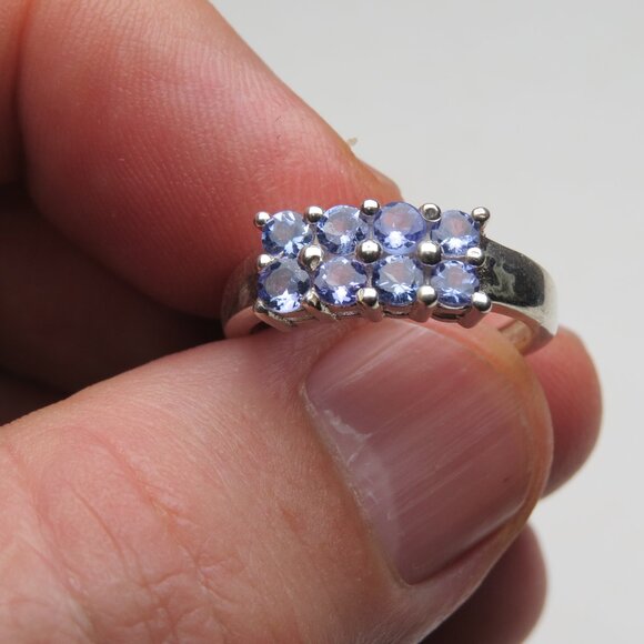 *925 Sterling Silver Genuine Tanzanite Ring - Picture 1 of 5